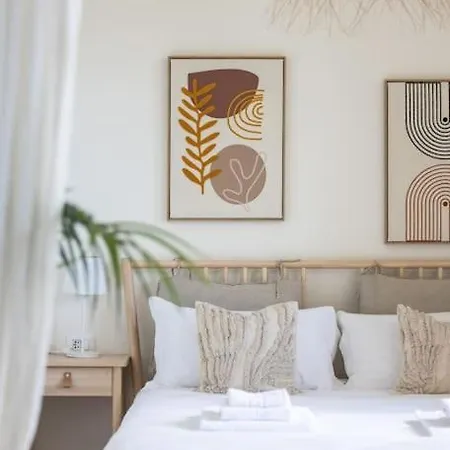 Zahara - Idromassaggio Privato & Free Parking Apartment
